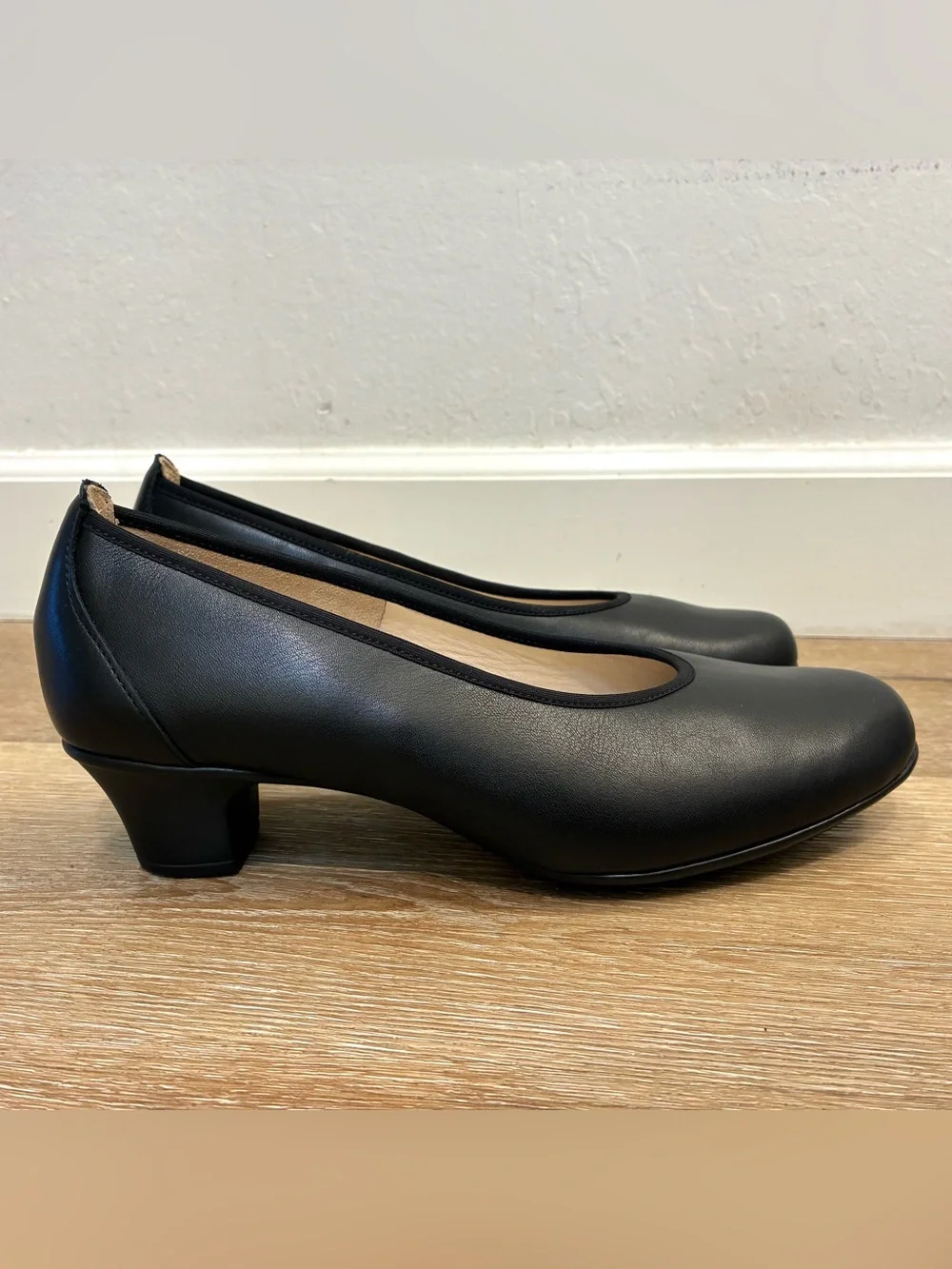 SAS milano pumps